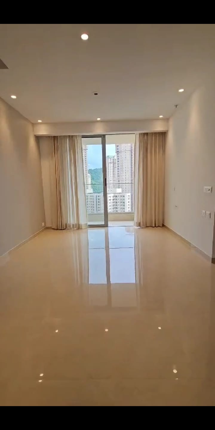 3 BHK Apartment For Sale in Hiranandani Highland