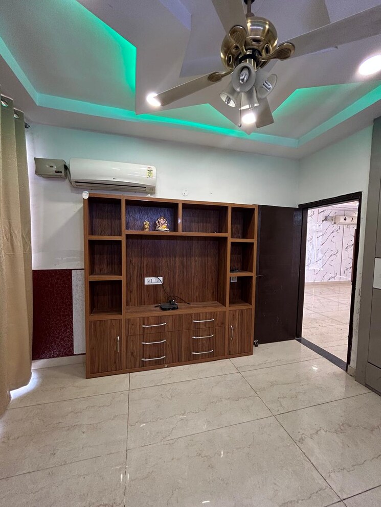 Room, bliss-orra 3 Bedroom 1900 Sq.Ft. Apartment In Ambala Highway Zirakpur 9061330