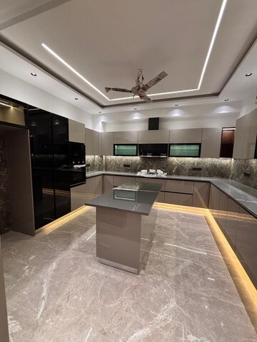 Kitchen in 4 BHK Builder Floor at DLF Atria, Dlf Phase ii – for Rent