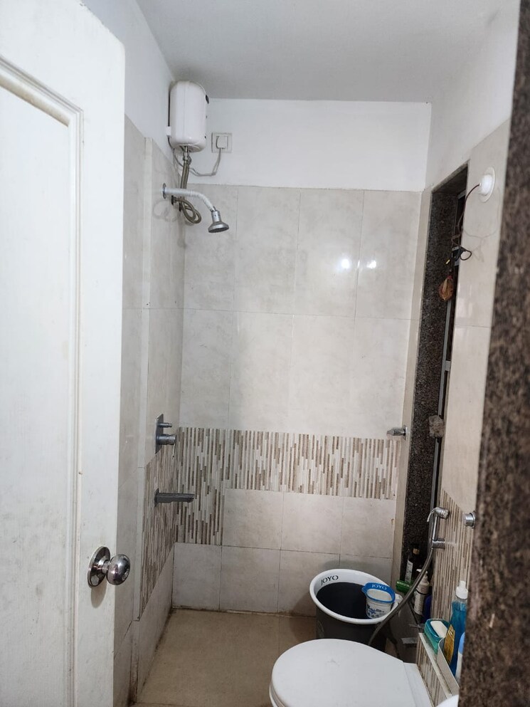 Bathroom, shantinagar-chs 2 Bedroom 850 Sq.Ft. Apartment In Mira Road Thane 9061349