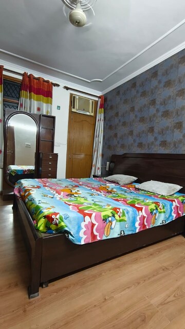 Bedroom in 3 BHK Builder Floor at Ardee Mall, Sector 52 – for Rent