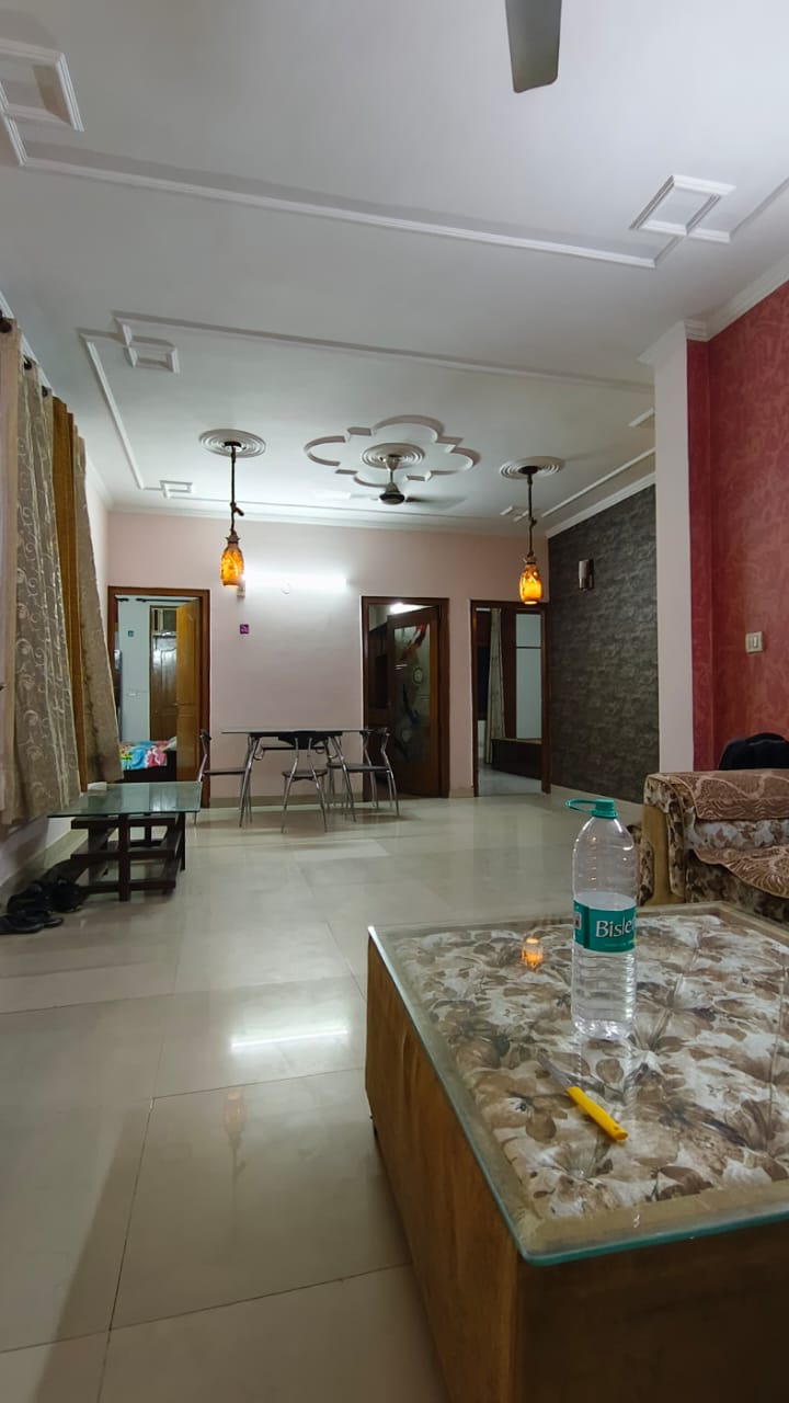 3 BHK + Extra Room Builder Floor For Rent in Ardee Mall