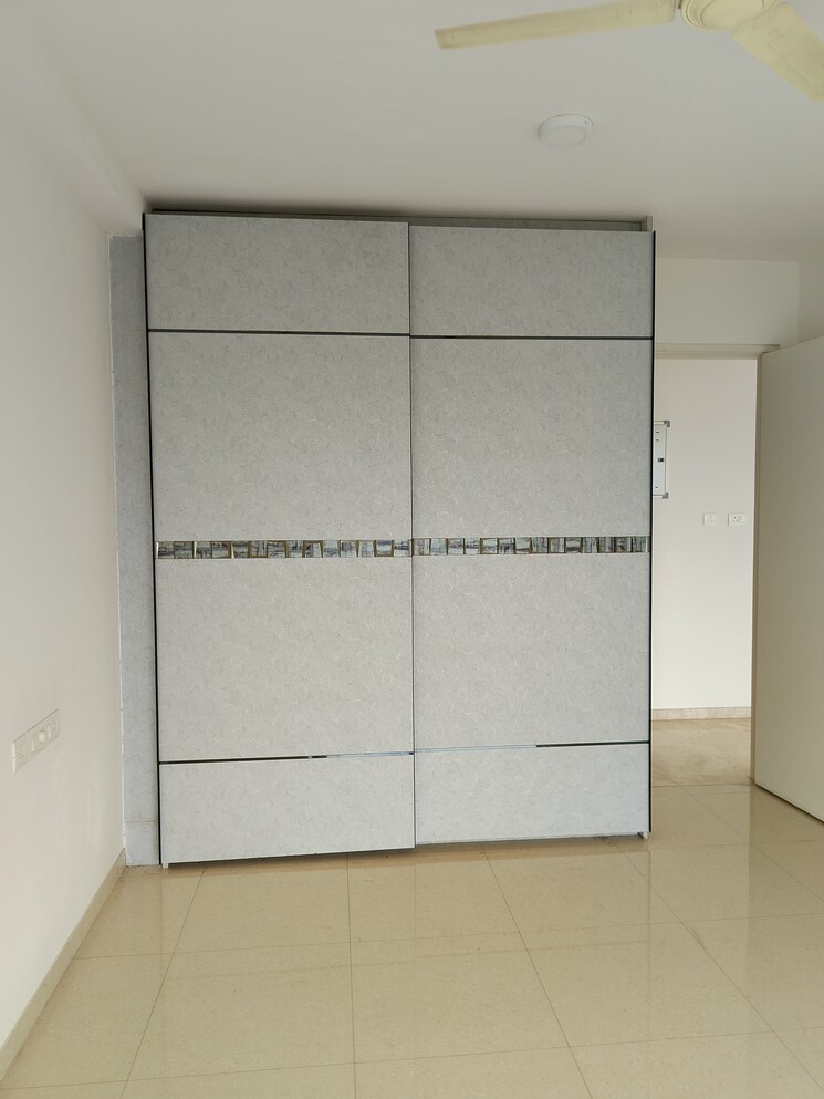 Room, hiranandani-fortune-city 3 Bedroom 1500 Sq.Ft. Apartment In New Panvel Navi Mumbai 9061387