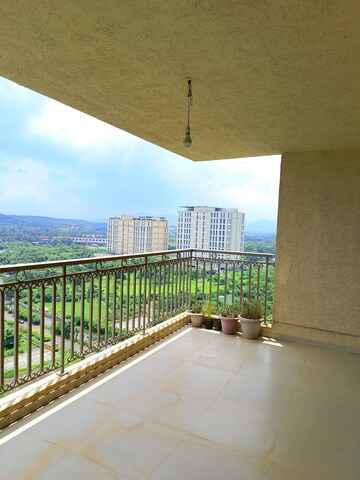 3 BHK Apartment For Rent in Hiranandani Fortune City, New Panvel
