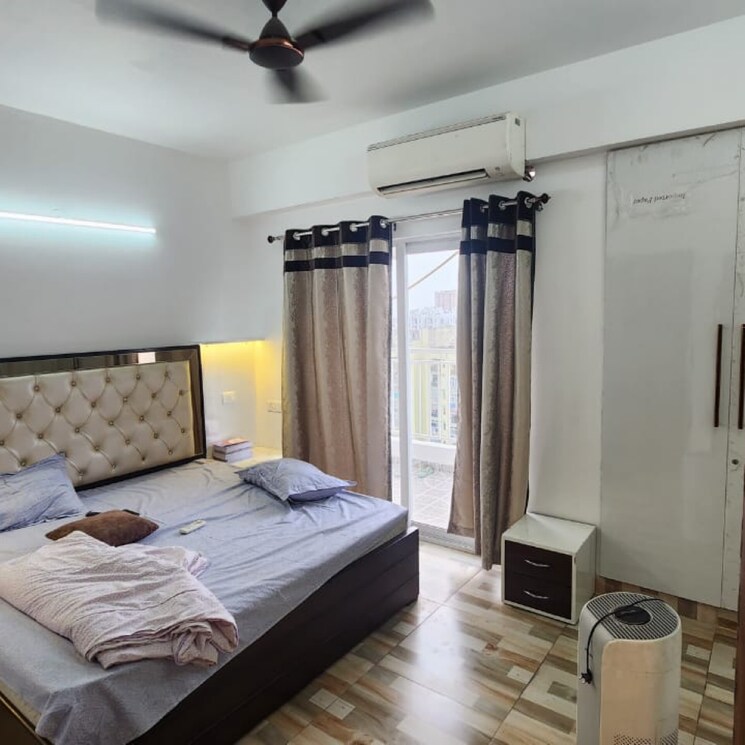 Bedroom, kw-srishti 3 Bedroom 1500 Sq.Ft. Apartment In Raj Nagar Extension Ghaziabad 9061380