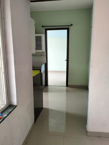 Room in 2 BHK Apartment at Leisure Apartment, Bavdhan – for Sale