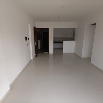 Room in 2.5 BHK Apartment at Krisala 41 Elite 2, Tathawade – for Sale