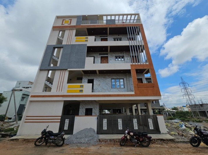 6+ BHK Independent House For Sale in 12bhk 5800sft Independent