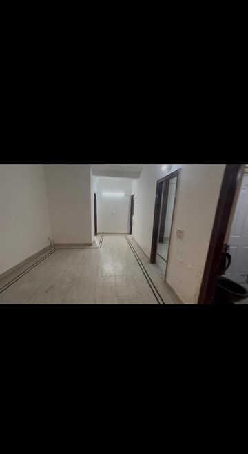 Room in 3 BHK Builder Floor at Freedom Fighters Enclave – for Rent