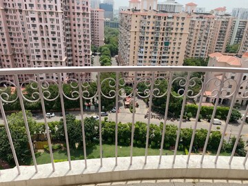 4 BHK Apartment – Exterior View View at DLF Trinity Towers, Dlf Phase V - for Rent