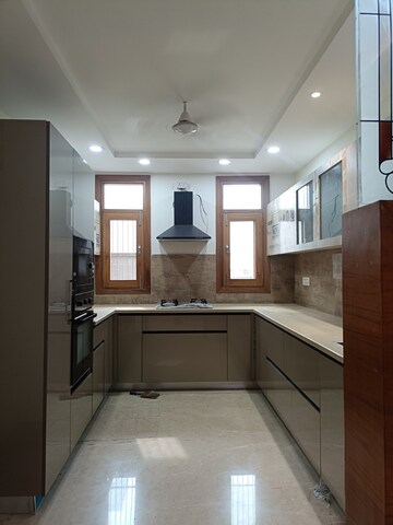 Kitchen in 4 BHK Builder Floor at Agcr Enclave – for Rent