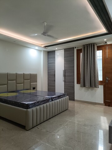 Bedroom in 4 BHK Builder Floor at Agcr Enclave – for Rent