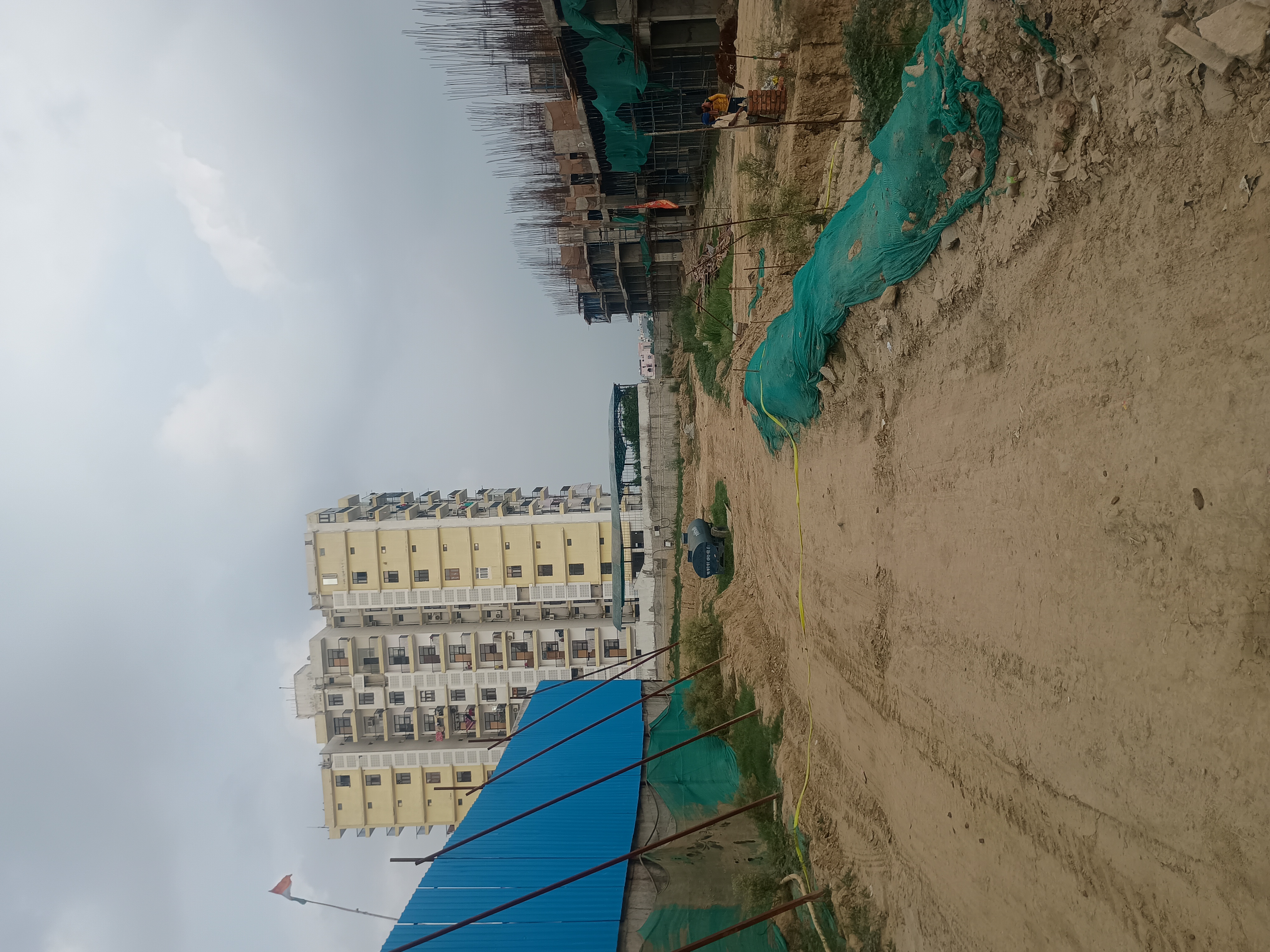 2 BHK Apartment For Sale in Uninav Residena