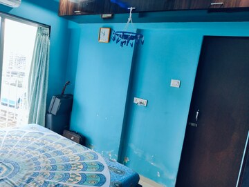 Master Bedroom in 1 BHK Apartment at Goregaon East – for Rent