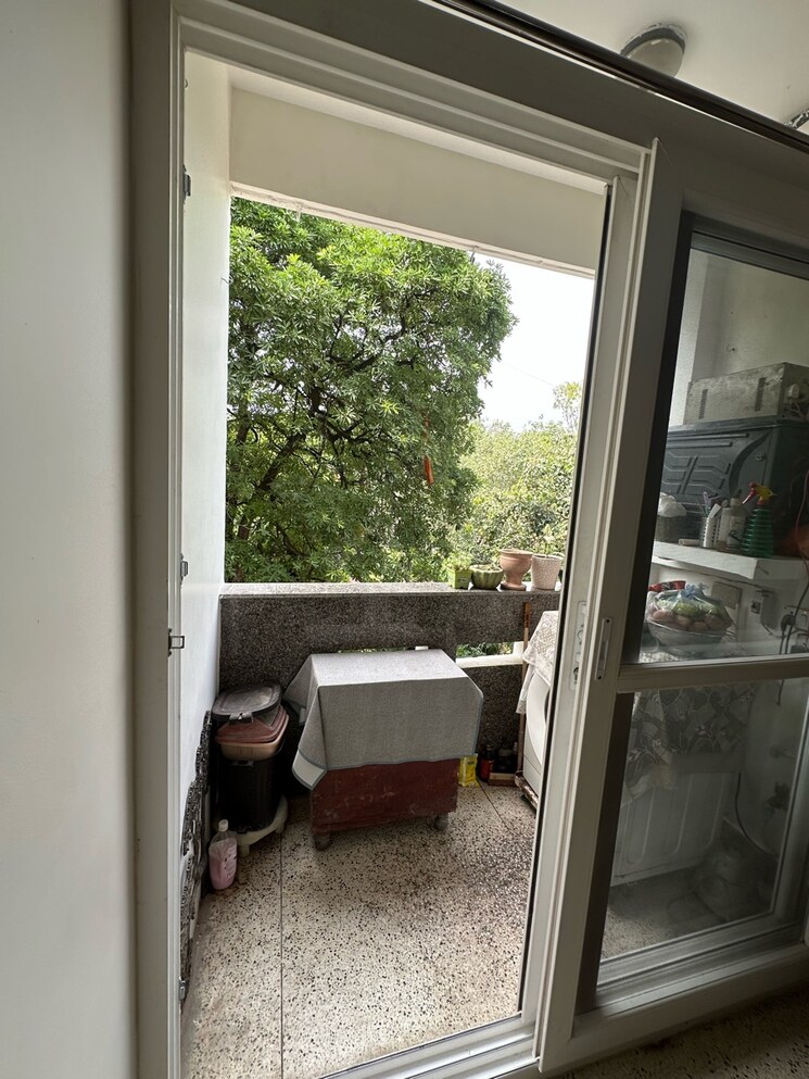Balcony, malviya nagar 1 Bedroom 580 Sq.Ft. Builder Floor In Malviya Nagar Delhi 9061523