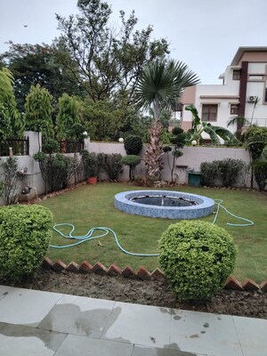 6 BHK Independent House – Garden View at Delta Iii Greater Noida - for Sale