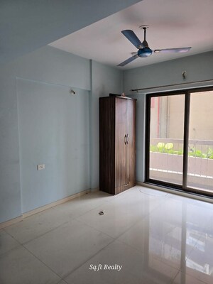 Room in 2 BHK Apartment at Chaphalkar Elina Living, Mohammadwadi – for Rent