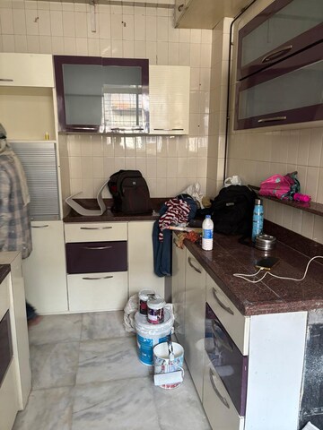 Team Area in 1 BHK Apartment at Amol CHS Mahim, Mahim – for Rent