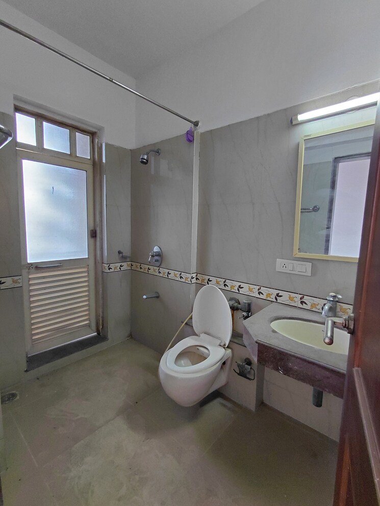 Bathroom, raheja-interface-heights 2 Bedroom 1130 Sq.Ft. Apartment In Malad West Mumbai 9061767