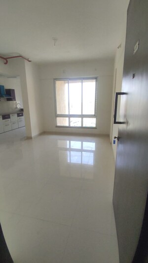 Room in 1.5 BHK Apartment at Puranik Rumah Bali, Ghodbunder Road – for Sale