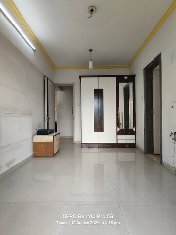 Room in 3 BHK Apartment at Ashar Monarch, Kolshet – for Rent