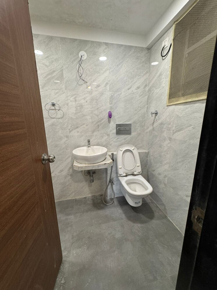 Attached Bathroom, jk-iris 2 Bedroom 777 Sq.Ft. Apartment In Mira Road Thane 9061862