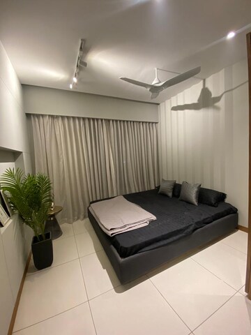 Bedroom in 2 BHK Apartment at Arvind Skylands, Jakkuru – for Rent
