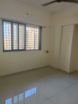 1 BHK Apartment For Sale in Unnati Woods CHS, Kasarvadavali