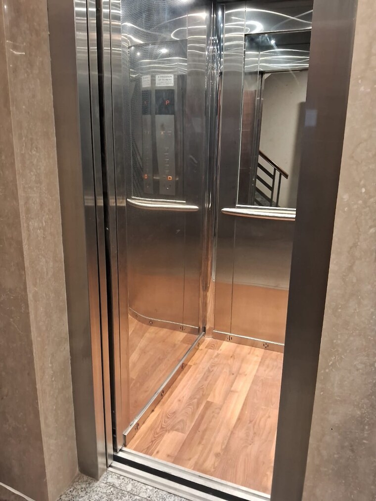 undefined, rwa-chittaranjan-park-block-r 3 Bedroom 160 Sq.Yd. Builder Floor In Chittaranjan Park Delhi 9061871