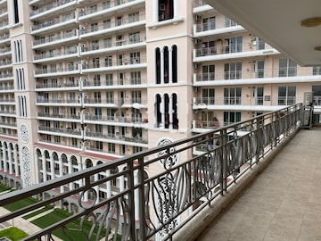 Balcony in 3 BHK Apartment at DLF The Skycourt, Sector 86 – for Rent