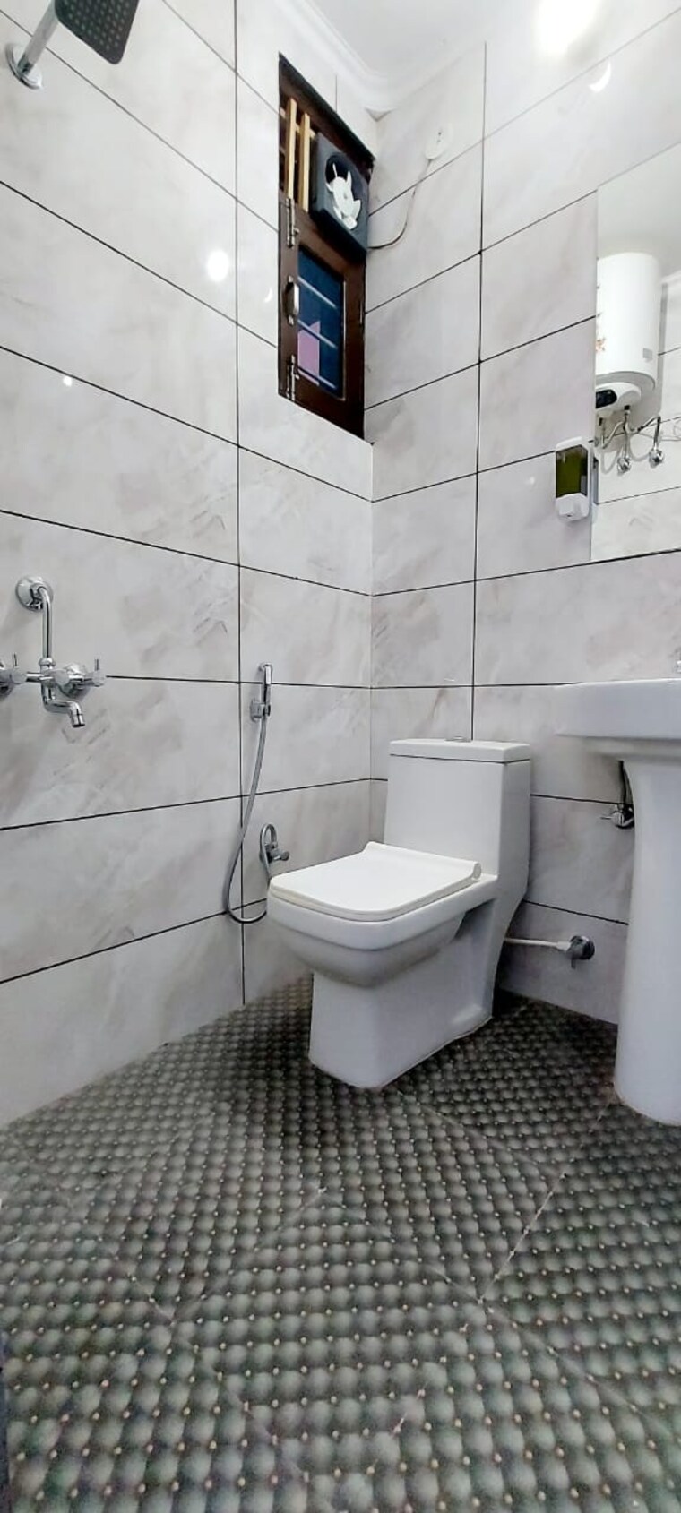 Bathroom, sahastradhara road 2 Bedroom 1208 Sq.Ft. Builder Floor In Sahastradhara Road Dehradun 9061880