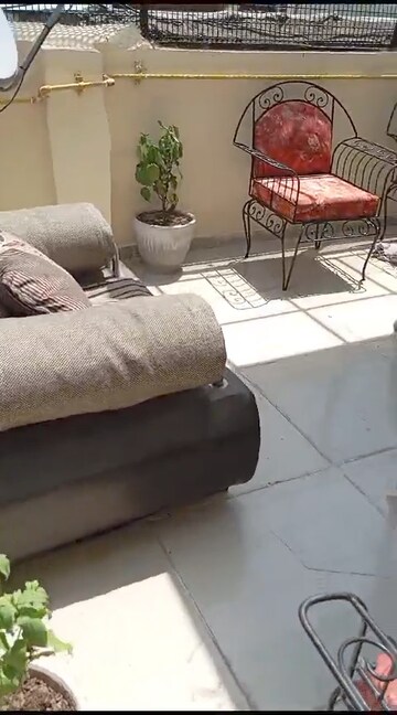 Living Room in 1 RK Builder Floor at Savitri Nagar – for Rent