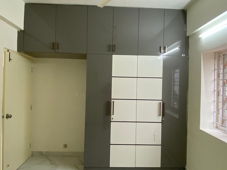 Bathroom, sm-art-apartments 2 Bedroom 1182 Sq.Ft. Apartment In Panathur Bangalore 9061902