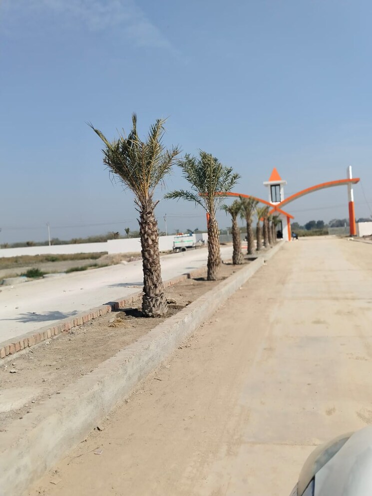 Swimming Pool, akbarpur  250 Sq.Yd. Plot In Akbarpur Mathura 9061893