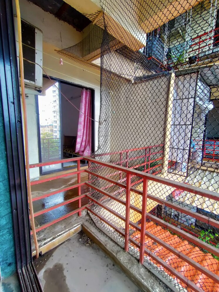 Balcony, anu-vitthal-chs 1 Bedroom 550 Sq.Ft. Apartment In Dombivli West Thane 9061920
