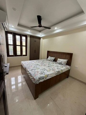 Bedroom in 2 BHK Apartment at Saket – for Rent