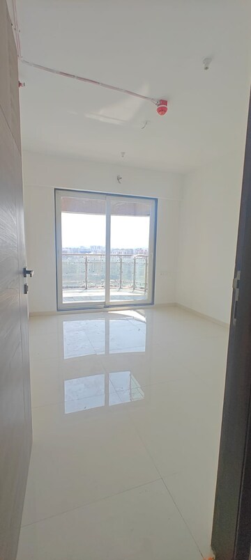 Room in 3 BHK Apartment at Keystone Altura, Wakad – for Rent