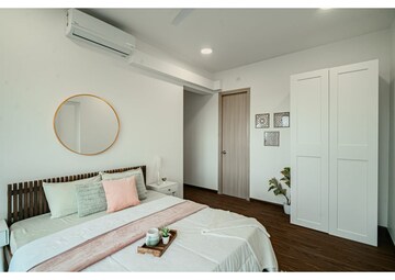 Master Bedroom in 3 BHK Apartment at Atul Blue Meadows, Andheri East – for Rent