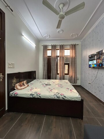 Bedroom in 1 BHK Independent House at Sector 45 – for Rent