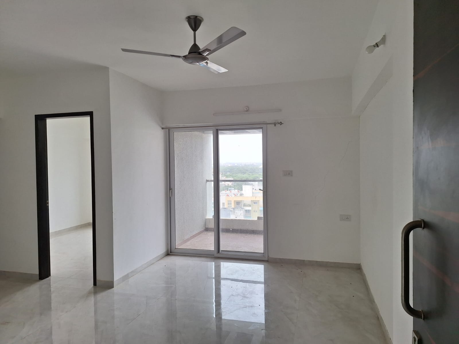 2 BHK Apartment For Rent in RR Lunkad 66 Avenue