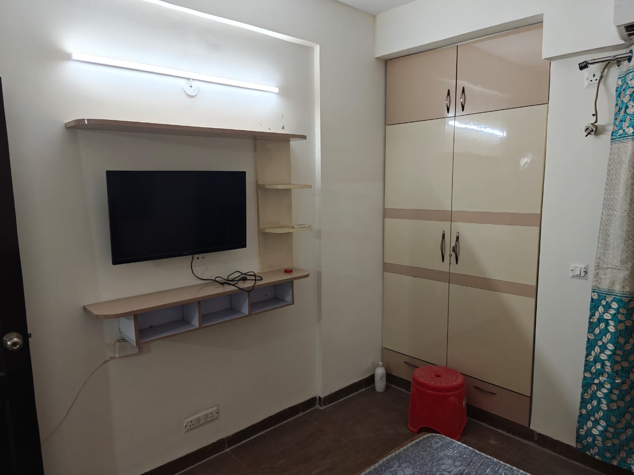1 BHK Apartment For Rent in Aditya World City