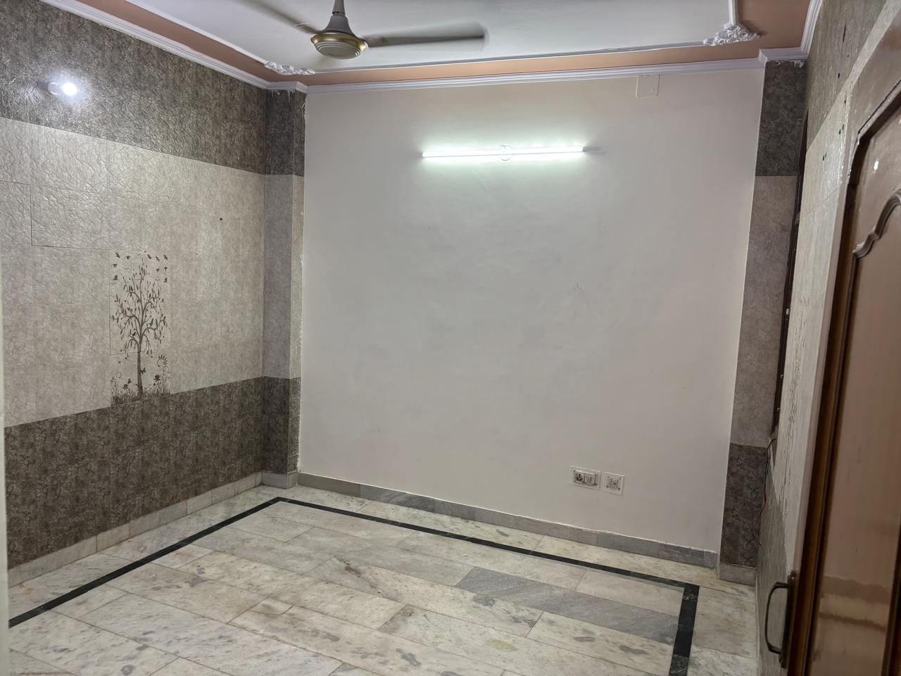 3 BHK + Pooja Room Builder Floor For Rent in Shri Balaji Associate