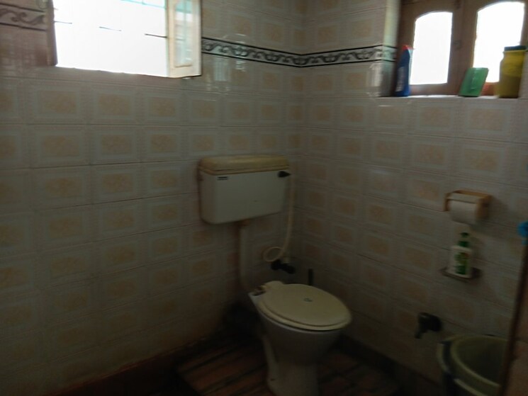 Bathroom, parnasree pally 3 Bedroom 1200 Sq.Ft. Independent House In Parnasree Pally Kolkata 9054103