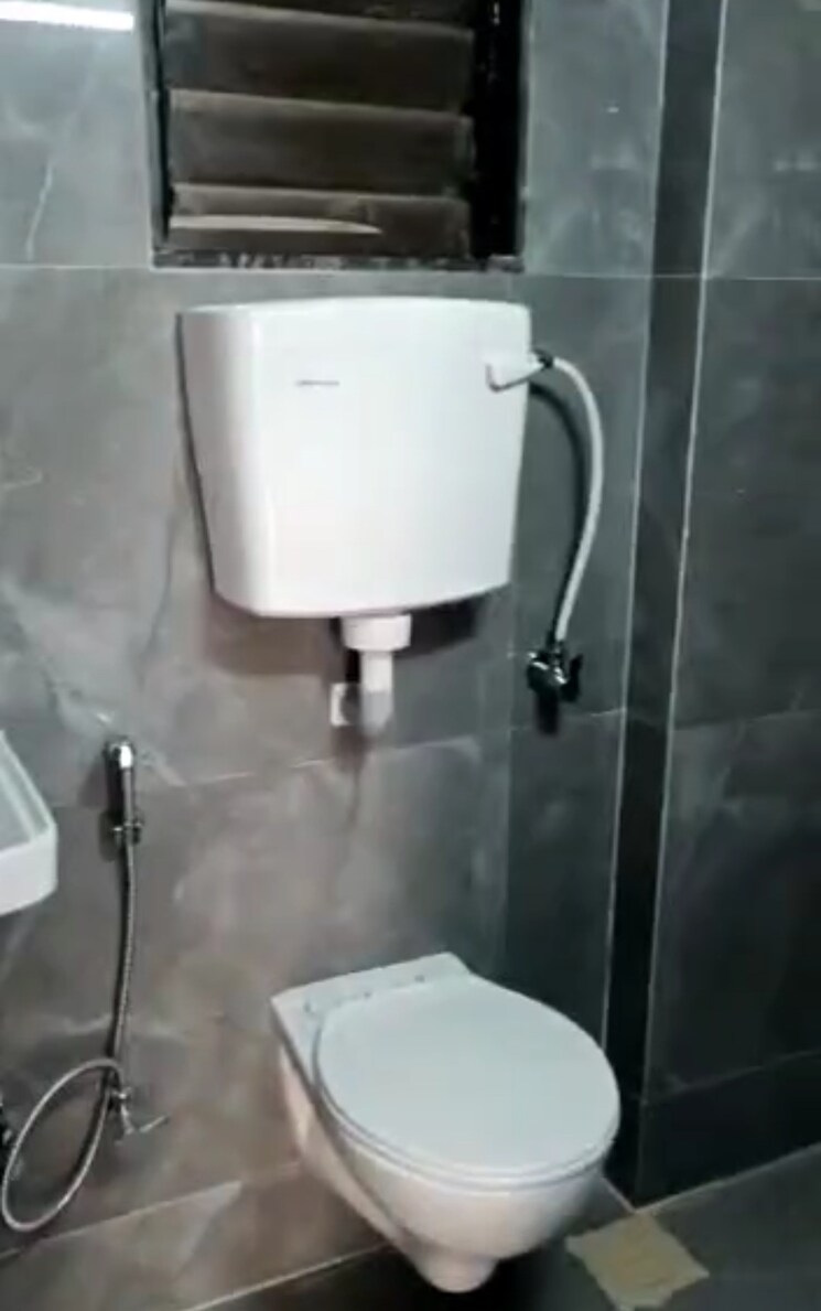 Bathroom, vasai east 3 Bedroom 950 Sq.Ft. Apartment In Vasai East Palghar 9062091