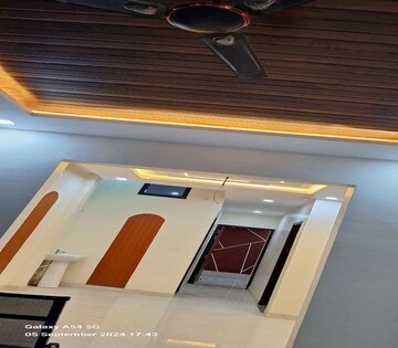 Team Area in 3 BHK Independent House at Eldeco ii – for Sale