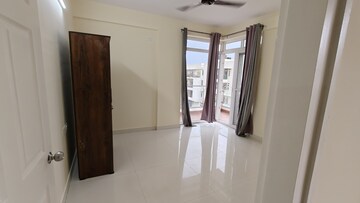 Furnished Amenities in 5 BHK Apartment at Rainbow Residency, Sarjapur Road – for Rent