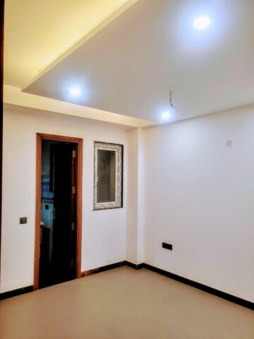 2 BHK Builder Floor For Sale in Sector 89