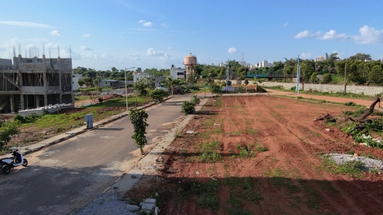 Plot For Sale in Ullal Uppanagar