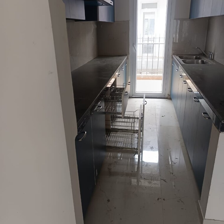 Kitchen, smart-world-gems 3 Bedroom 1423 Sq.Ft. Apartment In Sector 89 Gurgaon 9062145