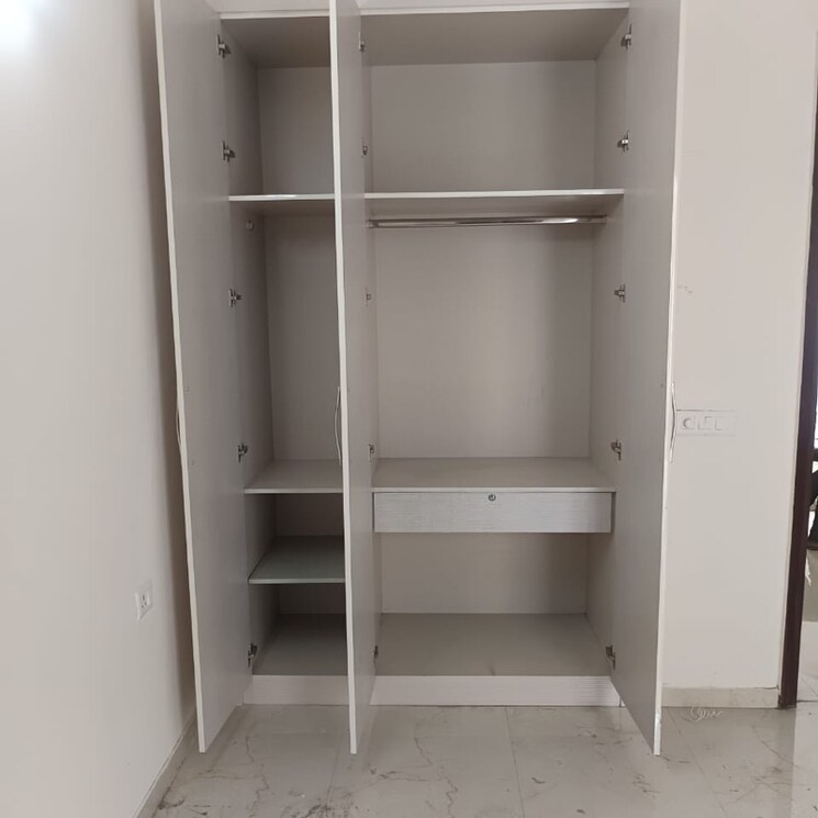 undefined, smart-world-gems 3 Bedroom 1423 Sq.Ft. Apartment In Sector 89 Gurgaon 9062145